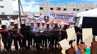Productores de Durango y Coahuila reclaman apoyos durante visita de Sheinbaum