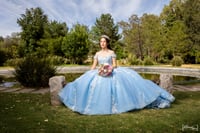 Festeja Ana Valeria sus quince años