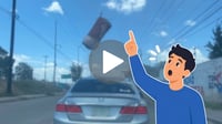 ¿Lluvia de cerveza? Enorme lata inflable sale volando por los cielos de Durango | VIDEO