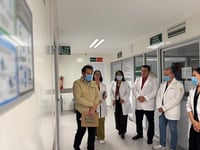 Zoé Robledo pide perdón a padres de bebés fallecidos en IMSS Durango