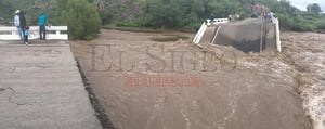 Colapsan puentes en carretera Durango-Parral 
