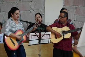 40 aniversario luctuoso de Juan Lira Bracho con una misa en el Templo de Santa Cecilia