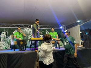 Presentan edición mundialista de Siglo Nuevo