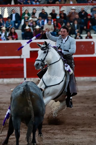 ¡Olé! Festejan Año Nuevo con corrida de toros en Durango