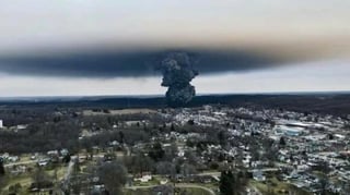 Impactantes imágenes de la nube química que cubre Ohio