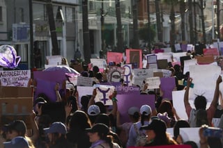 El 8 de marzo, Día Internacional de la Mujer, se llevó a cabo la cuarta marcha feminista en Durango, organizada por diversos colectivos.