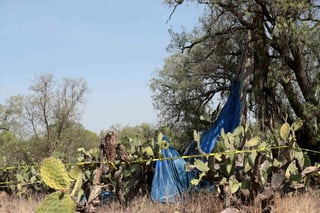 Dos personas muertas es el saldo preliminar por la caída de un globo aerostático en el perímetro de la Zona Arqueológica de Teotihuacán, en el Estado de México.
