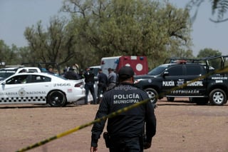 Dos personas muertas es el saldo preliminar por la caída de un globo aerostático en el perímetro de la Zona Arqueológica de Teotihuacán, en el Estado de México.