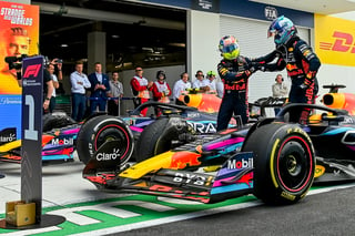 Fue una brutal batalla, pero sólo de dos pilotos, aunque del mismo equipo, porque es real decir que Red Bull está en una liga superior a la de sus competidores en la Fórmula 1.
