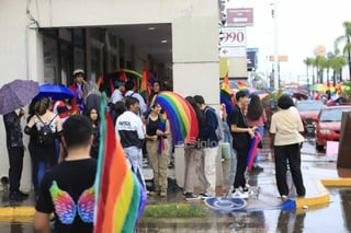 El domingo se llevó a cabo la marcha del orgullo LGBTIQ+ por las calles principales de la ciudad de Durango.