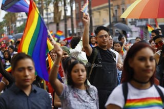 El domingo se llevó a cabo la marcha del orgullo LGBTIQ+ por las calles principales de la ciudad de Durango.