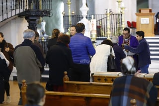 Esta mañana, duranguenses acudieron a Catedral para celebrar el miércoles de ceniza y así dar inicio a la cuaresma.