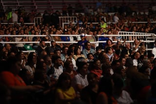 Gloria Gaynor interpreta sus éxitos para los duranguenses en la Velaría de la Feria Nacional Durango “Francisco Villa