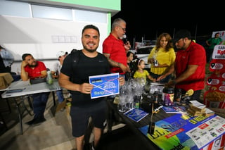 El Siglo de Durango inauguró su primer Torneo de Pádel, donde 51 parejas se enfrentarán para lograr ganar un viaje a Mazatlán.