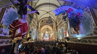 Cientos de duranguenses se congregaron en el Santuario de Nuestra Señora de Guadalupe para las tradicionales mañanitas a la Virgen de Guadalupe