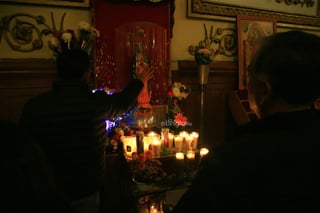 Cientos de duranguenses se congregaron en el Santuario de Nuestra Señora de Guadalupe para las tradicionales mañanitas a la Virgen de Guadalupe