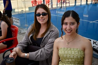 Familias y amigos se reunieron este domingo para disfrutar del segundo día del Torneo de Pádel de El Siglo de Durango by Playdoit.