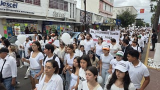 Cientos de duranguenses marcharon en Durango al grito de una sola voz… #JusticiaParaNicole