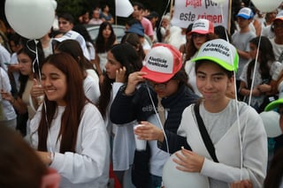 Cientos de duranguenses marcharon en Durango al grito de una sola voz… #JusticiaParaNicole