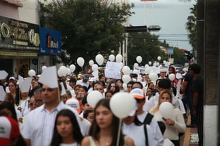 Cientos de duranguenses marcharon en Durango al grito de una sola voz… #JusticiaParaNicole