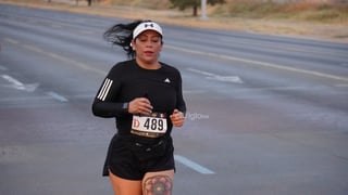 Más de mil deportistas, familias y entusiastas se reunieron para transformar las calles en una auténtica fiesta atlética.