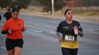 Más de mil deportistas, familias y entusiastas se reunieron para transformar las calles en una auténtica fiesta atlética.