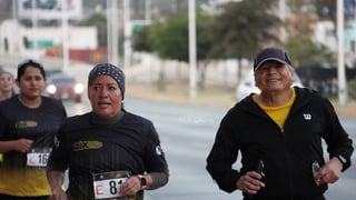 Más de mil deportistas, familias y entusiastas se reunieron para transformar las calles en una auténtica fiesta atlética.