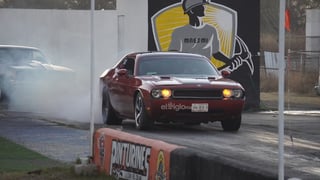 El rugir de los motores volvió a sentirse este sábado en el Autódromo de Durango, con el arranque del Campeonato Bracket 1/8 de Milla, una cita que reunió a pilotos locales y foráneos en un ambiente cargado de adrenalina y precisión.