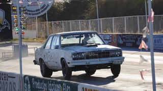 El rugir de los motores volvió a sentirse este sábado en el Autódromo de Durango, con el arranque del Campeonato Bracket 1/8 de Milla, una cita que reunió a pilotos locales y foráneos en un ambiente cargado de adrenalina y precisión.