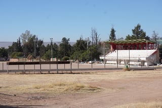 Lentos, avances en la obra de la Prepa Diurna