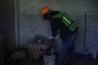 Lentos, avances en la obra de la Prepa Diurna