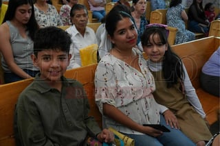 La Colonia Juan Lira Bracho marcó este 5 de abril el 40 aniversario luctuoso de Juan Lira Bracho con una misa en el Templo de Santa Cecilia, en una jornada que también coincidió con las cuatro décadas de la fundación del asentamiento creado en 1986 y que, desde entonces, ha sostenido en su nombre y en su historia un punto de identidad y cohesión para la zona oriente de Durango.