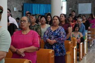 La Colonia Juan Lira Bracho marcó este 5 de abril el 40 aniversario luctuoso de Juan Lira Bracho con una misa en el Templo de Santa Cecilia, en una jornada que también coincidió con las cuatro décadas de la fundación del asentamiento creado en 1986 y que, desde entonces, ha sostenido en su nombre y en su historia un punto de identidad y cohesión para la zona oriente de Durango.