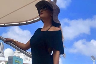 Ninel Conde despide el año con bikini