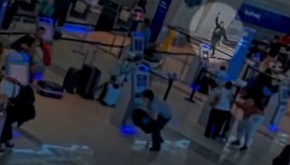 Difunden video del tiroteo en aeropuerto de Dallas 
