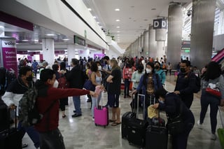 Gobierno limitará número de vuelos en AICM por saturación 