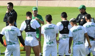 Fentanes reconoce que el estadio de Tigres es un desafío para Santos Laguna 