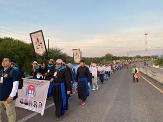 Peregrinan por la paz de Durango a Zacatecas