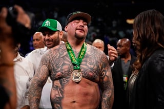 Expareja de Andy Ruiz lo denuncia por abuso sexual y violencia doméstica 