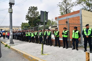 Se registra riña entre internos del Reclusorio Oriente; reportan varios heridos por arma blanca