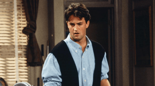 Matthew Perry lanza su libro “Friends, Lovers, and the Big Terrible Thing”  – La Mañana