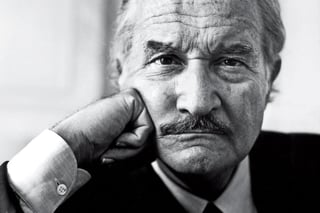 Recuerdan al escritor Carlos Fuentes 