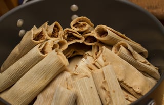 ¿Cuánto tiempo se deben cocer los tamales?