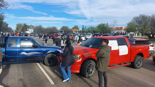 Alumnos toman la UPD y cierra bulevar en salida al Mezquital