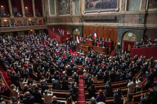 Francia incluye el aborto en la Constitución