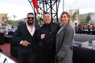 Matheus Dória y Andrade, entre los invitados a la inauguración de El Carrusel de la plaza Amor