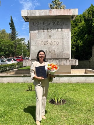 Dulce María, nueva maestra de preescolar