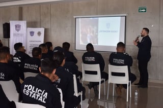 Capacitan a policías estatales 