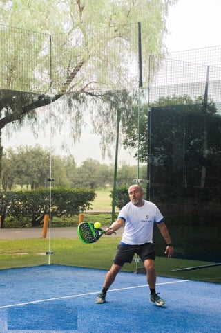 Hernández gana en la Liga de Pádel 