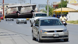 ¿Cubrir las placas de mi auto para evitar multa es ilegal en Durango?